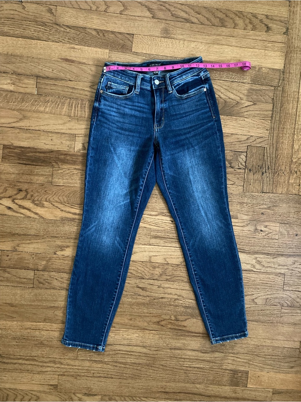 Judy Blue Relaxed Cropped Boyfriend Jeans